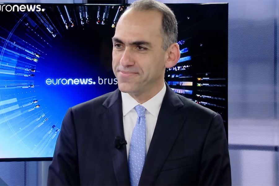 Ο Τζόσουα Χάρις.