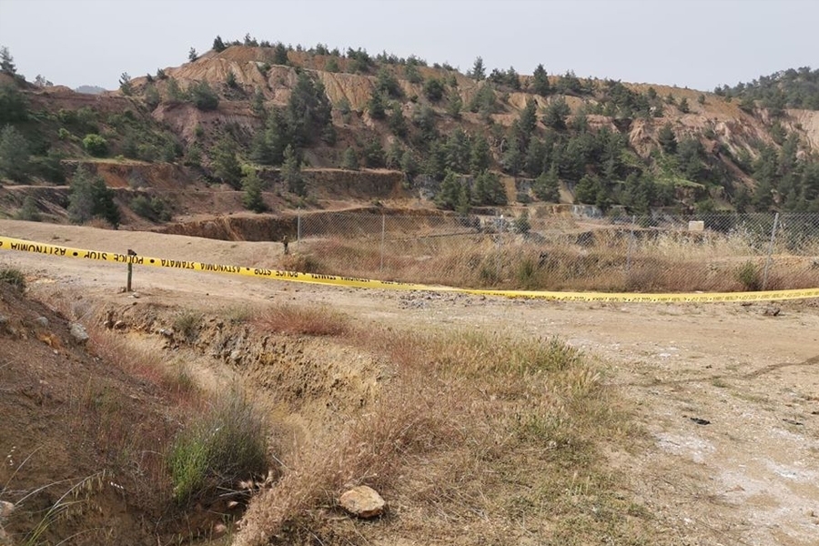 Η σκηνή έχει αποκλειστεί από την πρώτη στιγμή