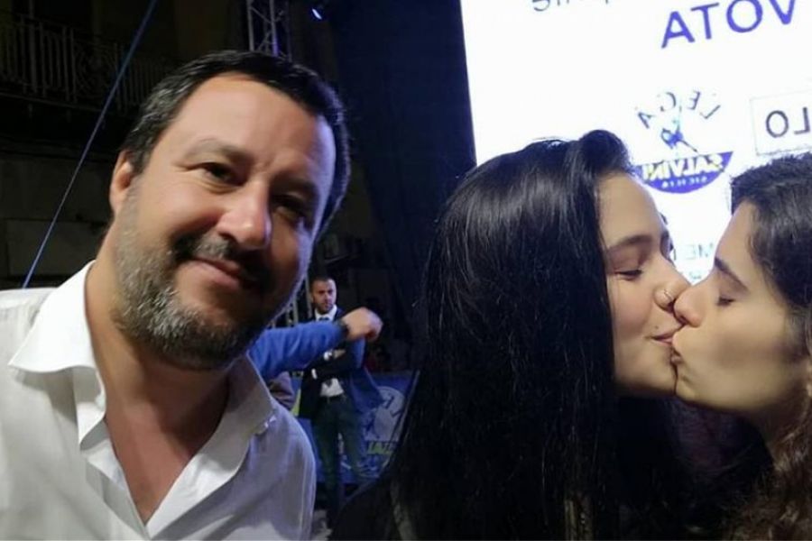 μαύρες φωτογραφίες πορνό γκαλερί