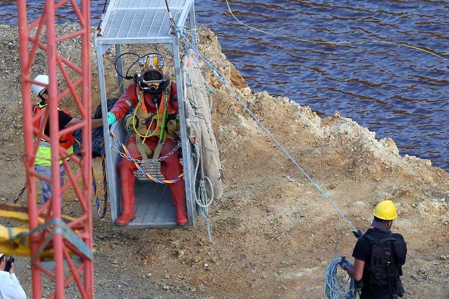 Στιγμιότυπο από τις έρευνες