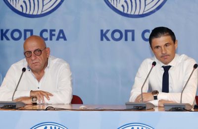 Εκπαίδευση διαιτητών στην παρουσία του επικεφαλής εκγύμνασης elite διαιτητών της UEFA