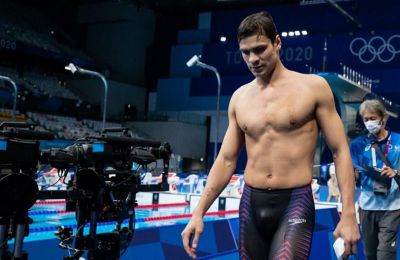 Η FINA απέβαλε Ρώσο Ολυμπιονίκη επειδή στήριξε τον Πούτιν