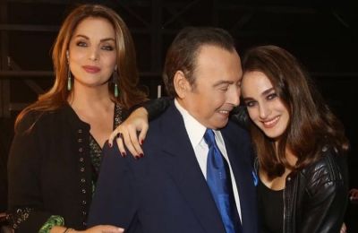 Ντέμης Νικολαΐδης: Είναι έγκυος η σύντροφός του;
