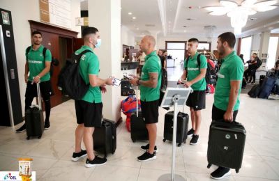 Ο Κούσουλος με τους Παπουλή, Παναγή, Χρίστου και Ασημένο πριν την αναχώρηση.