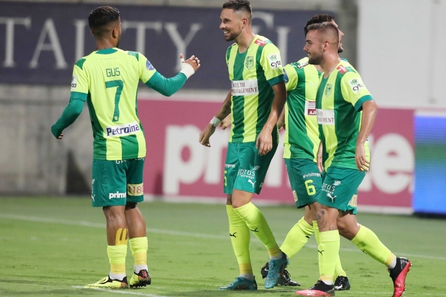 Πανηγύρια των παικτών της ΑΕΚ για το 1-0.