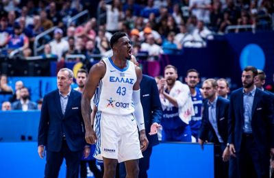 Θανάσης Αντετοκούνμπο: «Δεν τα παρατάμε ποτέ»