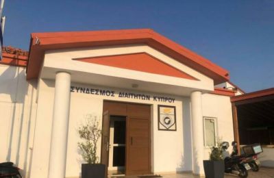 ΣΔΚ κατά Μάζιτς: «Σεβαστείτε πρώτα απ’ όλα τον εαυτό σας»