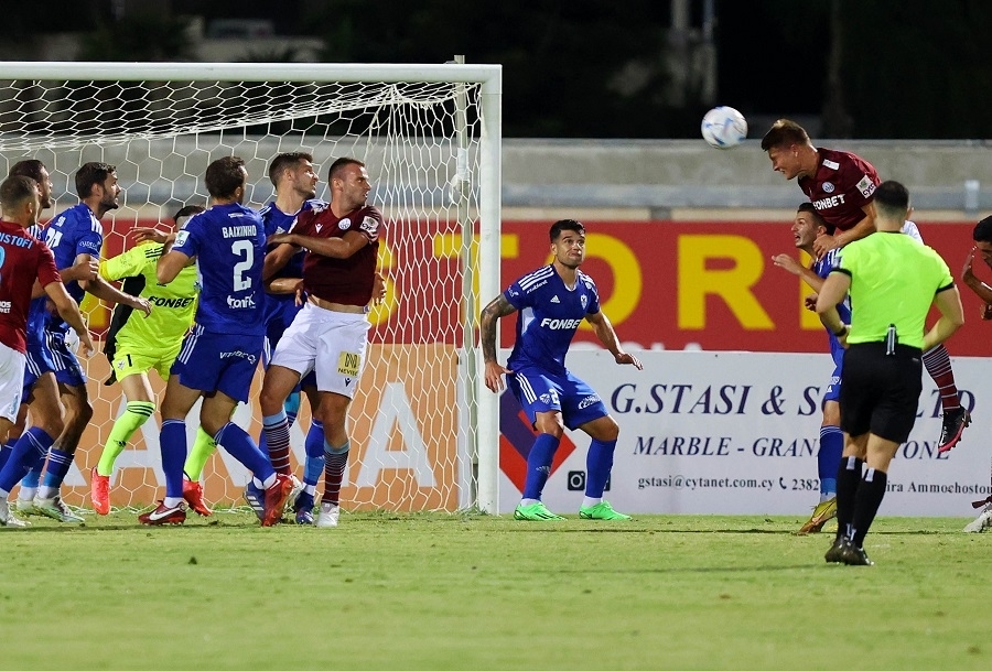 Η καρφωτή κεφαλιά του Ντρέκσα άνοιξε το σκορ για την Ένωση