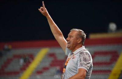 Μπράτου: «Είμαι περήφανος για τους ποδοσφαιριστές μου»