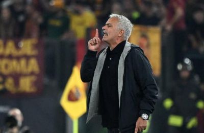 Μουρίνιο: «Συγχαρητήρια στη Νάπολι, κέρδισε χωρίς να το αξίζει»