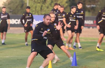 ΑΠΟΕΛ: «Είναι το πιο ανταγωνιστικό πρωτάθλημα στην ιστορία του κυπριακού ποδοσφαίρου» (pics)