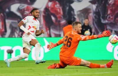 Bundesliga: Νίκες για Άιντραχτ και Λειψία