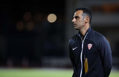 Ψάχνει την πρώτη με ΑΠΟΕΛ ο Πούρσα