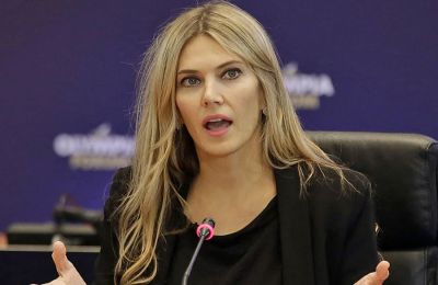 Μαχαίρωσε 14 φορές την σύντροφό του 