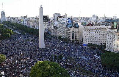 Πανζουρλισμός για την πρόκριση της Αργεντινής! (vids)