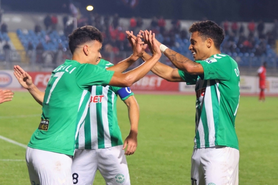 Ο πανηγυρισμός των παικτών του Ακρίτα στο 1-0 που πέτυχαν