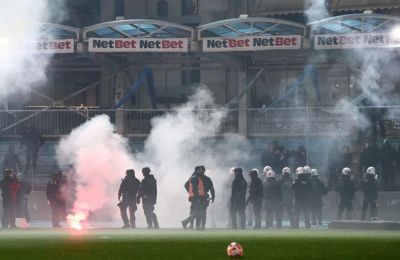 Απειλούνται με τιμωρία έδρας και ο ΠΑΣ Γιάννινα και ο Ολυμπιακός! 