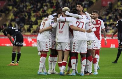 H «Equipe» πέρασε… πριονοκορδέλα την Παρί!