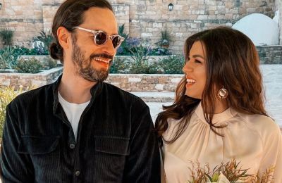 Με λαούτα και βιολιά «καπνίζει» τον γιο της η Κάτια Θεοδότου