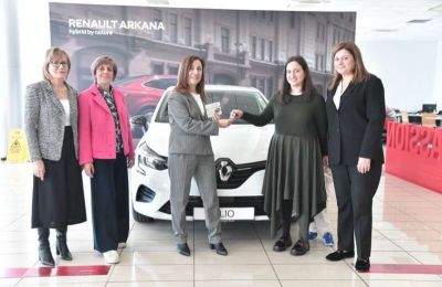 Σάινθ αντί Χάμιλτον επιλέγει η Mercedes