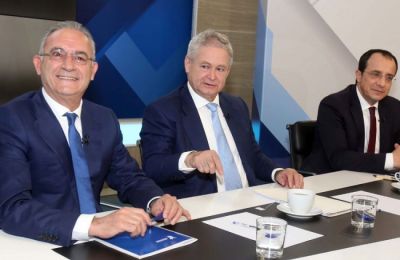 Πρώτη αντιπαράθεση Κυβέρνησης – ΑΚΕΛ