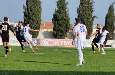 Στιγμιότυπο από τον αγώνα ΠΟ Αχυρώνας Ονήσιλος - Ομόνοια Αραδίππου