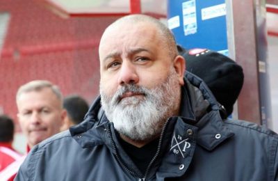 Καραπαπάς: «Αυτά η UEFA τα βλέπει;»