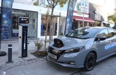 Το μεγάλο δίλημμα της Mercedes για να σώσει τη χρονιά της