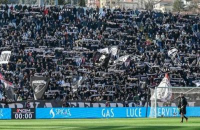 Εμετικό σύνθημα των οπαδών της Σπέτσια για τον θάνατο του Μαραντόνα (vid)