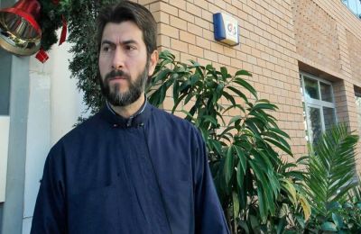 Η επιστροφή του για πάνω από έξι μήνες τον αναγκάζει να υπηρετήσει