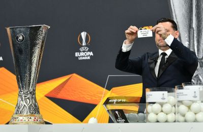 Σούπερ ζευγάρια στους «16» του Europa League