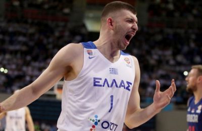 Ηρωική Ελλάδα, γονάτισε τη Σερβία!