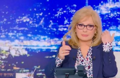 Η φωτογραφία της Δέσποινας Μπεμπεδέλη στα γυρίσματα της σειράς «Famagusta»