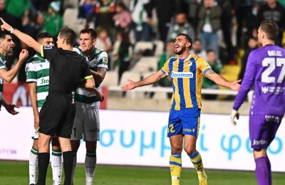 Σφύριξε πριν σκοράρει ο Κακουλλής (vid)