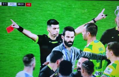 Ξέφυγε η κατάσταση στο φινάλε (vid)