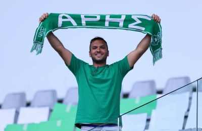 Για Καζού και άλλους δυο