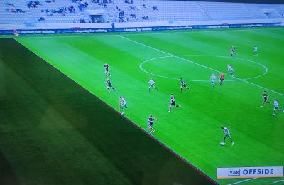 Γκολ ο Μπαμπίκα, άκυρο από το VAR (vid)