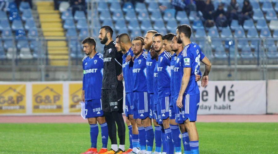 Ανόρθωση: Ξεσκαρτάρισμα...