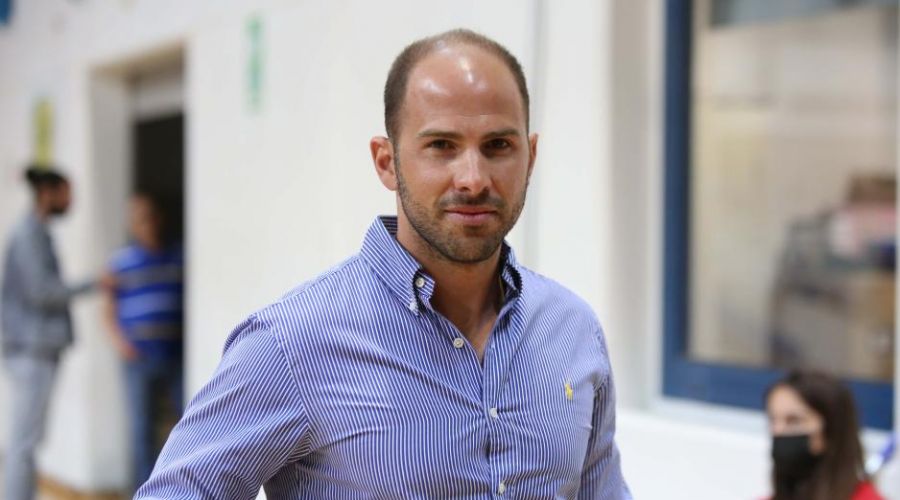 Σεβέρης: «Περήφανος που κρατάμε τη σημαία του ΑΠΟΕΛ ψηλά»