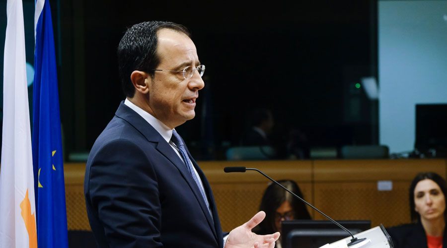 Επιβεβαίωσε πως είχε μαζί του non-paper, το οποίο δεν έδωσε στους συνομιλητές του, αλλά χρησιμοποίησε ως βάση για να αναπτύξει τα επιχειρήματά του