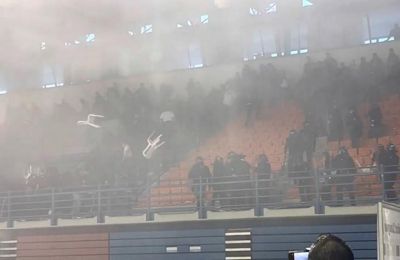 Παίζουν και Ελλάδα τα καφριλίκια στο μπάσκετ (pics)