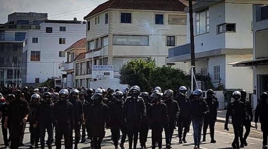 Πήγαν όλοι με μηχανή;