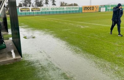 Πρόβλημα στο γήπεδο της Δόξας λόγω βροχής