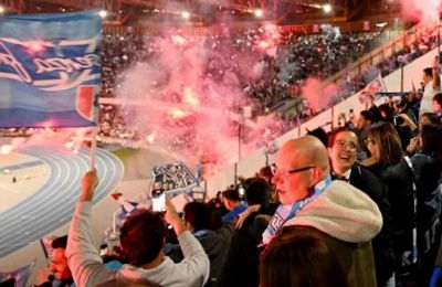 Τρέλα στο «Μαραντόνα»... μετά το γκολ του Οσιμέν! (vid)