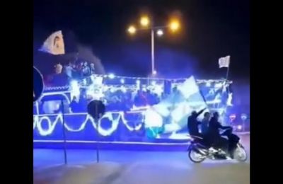 Μέχρι και... καράβια για να γιορτάσουν το σκουντέτο!  (vid)