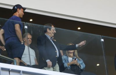 Εκεί ο πρώην πρόεδρος! (pic)