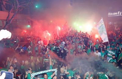 Εικόνα από τους πανηγυρισμούς