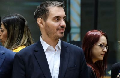 Μιχάλης Χατζηγιάννης: «Οι θρύλοι φεύγουν μα δεν χάνονται»
