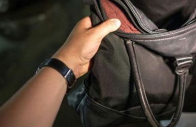Μπήκε σε σχολείο και έκλεψε τσάντα καθηγήτριας - Καταζητείται 54χρονος