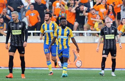 Ανατροπή…. στην ανατροπή και ξανά Σαρφό! (vids)